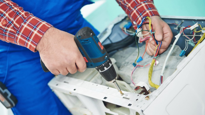 Gölmarmara Bosch Bosch çamaşır makinesi kart tamiri – Su almama arızası orijinal parça ile giderildi. - Teknik servis örneği